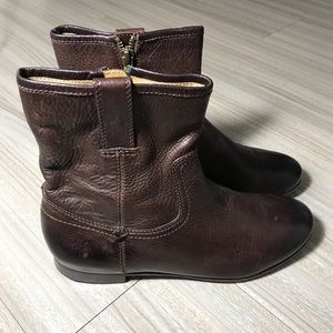 Frye Jillian Short Zip Ankle Boot Brown-Size 6